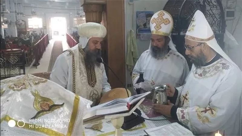 أسقف السويس يلتقى خدام التربية النوعية بكنيسة الملاك ميخائيل