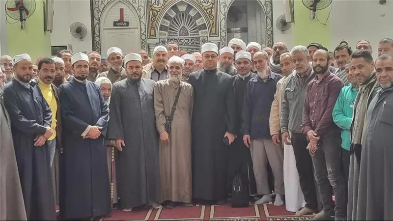  أوقاف السويس تجتمع بمقيمي الشعائر والمؤذنين إستعداداً لشهر رمضان