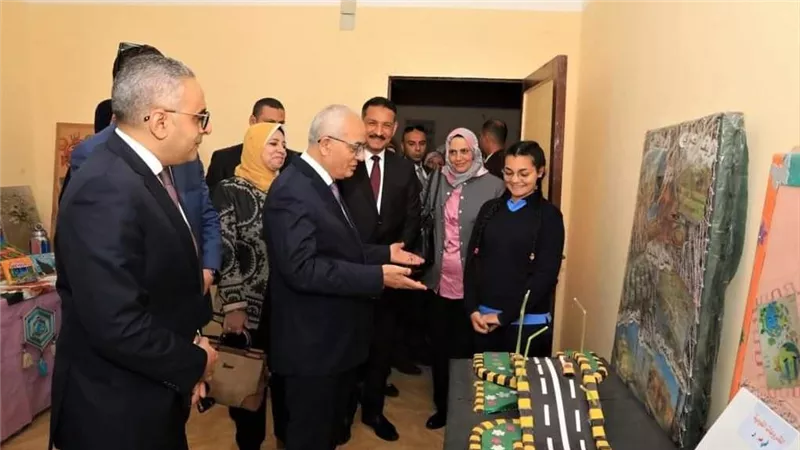 الدكتور رضا حجازى: لا تطوير للتعليم دون الإرتقاء بالمعلم وتنميته مهنيًا