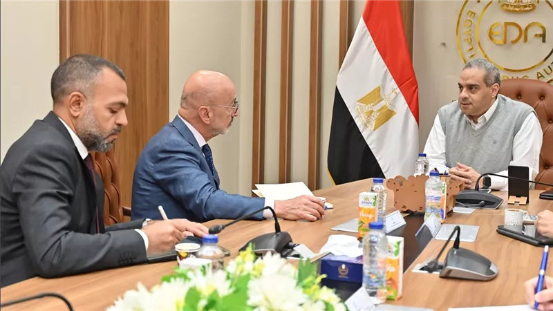 رئيس هيئة الدواء يجتمع مع الرئيس التنفيذي للمنظمة الأمريكية لتصنيع الدواء بمنطقتي الشرق الأوسط وأفريقيا