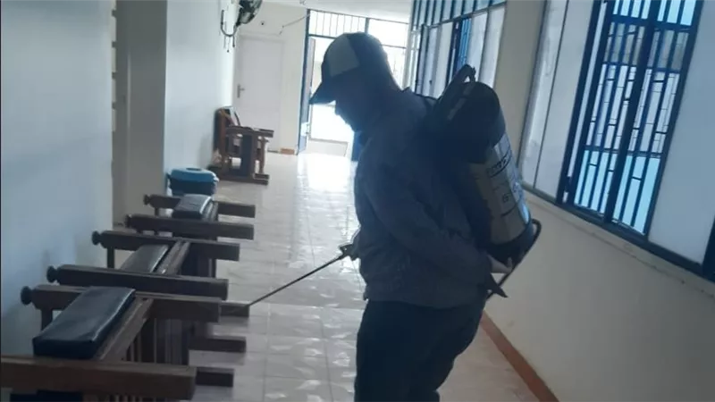 الأمراض المتوطنة بصحة السويس تعقم مبني دار المسنين