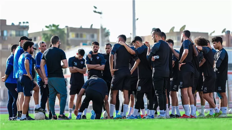 فرصتكم الأخيرة.. فيريرا يوجه رسائل نارية للاعبي الزمالك قبل مباراة شباب بلوزداد