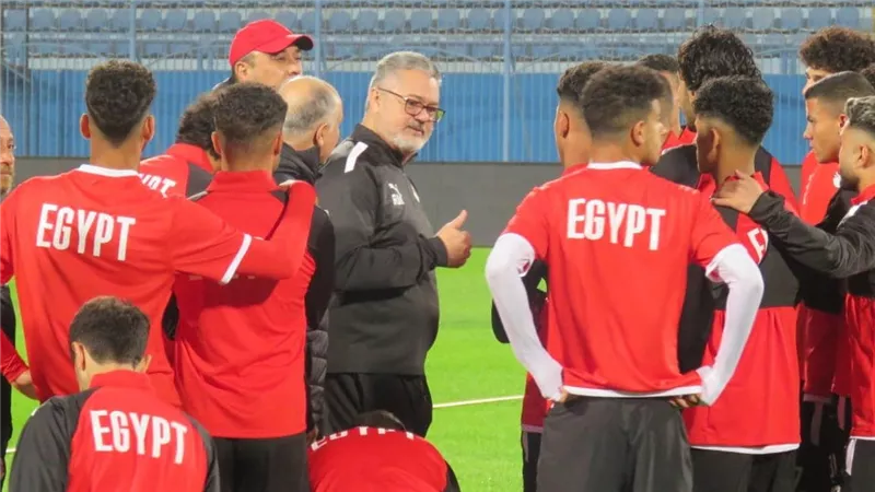ثلاثي هجومي.. ميكالي يعلن تشكيل منتخب مصر الأولمبي لمواجهة زامبيا