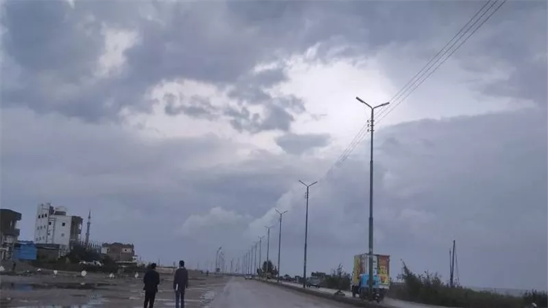 الأرصاد: انخفاض الحرارة بمعدل 7 درجات غدا وتقلبات جوية تبدأ مساء اليوم