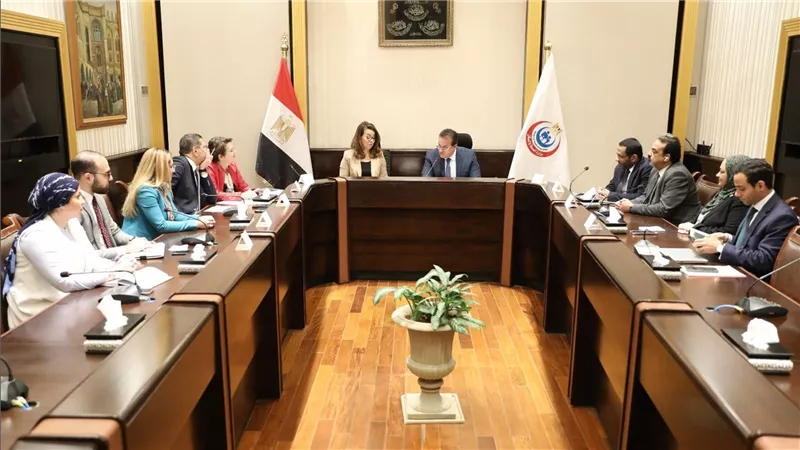 وزير الصحة يبحث مع الدكتورة غادة والي سبل التعاون في الموضوعات ذات الاهتمام المشترك