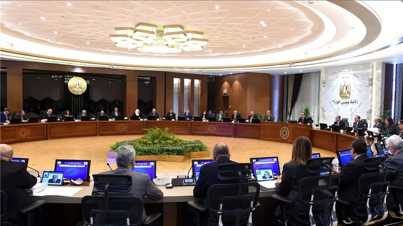 مدبولي يوجه بضرورة أن تستكمل باقي الوزارات تدريجياً إجراءات الانتقال للعمل بالعاصمة الإدارية الجديدة