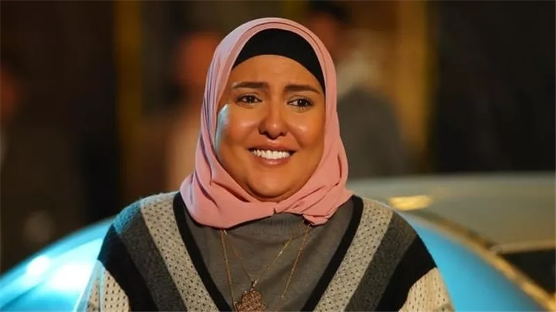 مي كساب.. فنانة من طراز فريد في 