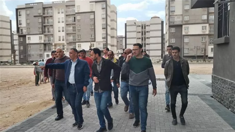 وزير الإسكان يوجه بسرعة الانتهاء من المرحلة الثانية من سكن موظفي العاصمة الإدارية الجديدة