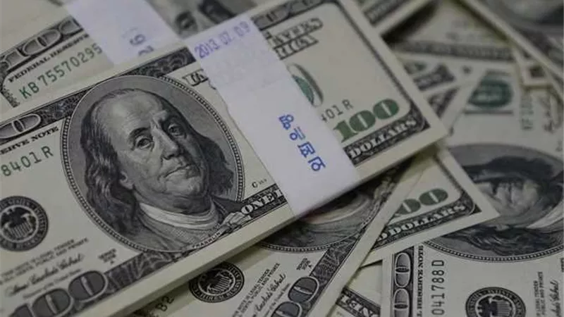 أسعار الذهب والدولار اليوم الإثتين 3 أبريل 2023