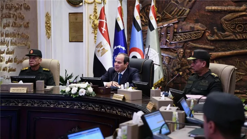 الرئيس السيسي يتابع اختبارات المتقدمين لوظائف وزارة التربية والتعليم والتعليم الفني
