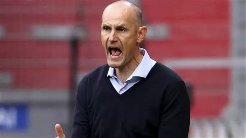 المدرب الألماني هيرليتش يكشف سبب رفضه تدريب الزمالك