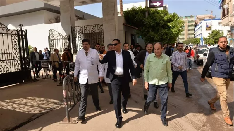 بالصور.. محافظ الدقهلية في جولة تفقدية لمستشفى المنصورة الدولي لمتابعة تنفيذ توجيهاته 