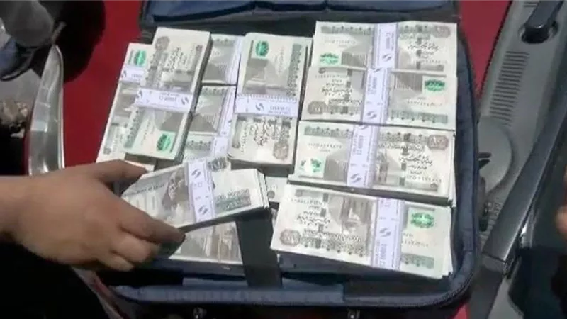 إحالة مسئول بارز بأحد البنوك للمحاكمة في اتهامه باختلاس 2 مليون و150 ألف