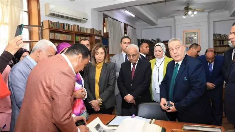 وزيرا التعليم والثقافة يشهدان فعاليات احتفالية للنشاط الفني والمسرحي لعدد من مدارس القاهرة