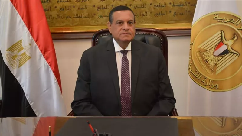 اللواء هشام آمنة: متابعة مستمرة لتوافر السلع الغذائية والتصدي بحزم لمحاولات التعدي على أملاك وأراضي الدولة 
