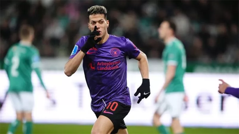 إعلامي يعلنها.. إمام عاشور يوقع للأهلي فى صدمة لجمهور الزمالك