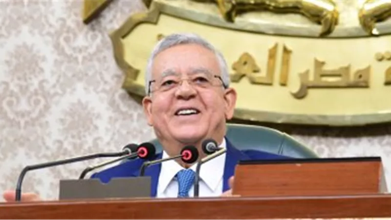 رئيس مجلس النواب يهنئ البابا تواضروس الثانى بعيد القيامة المجيد