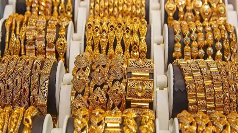 أسعار الذهب والدولار اليوم السبت 15 أبريل 2023