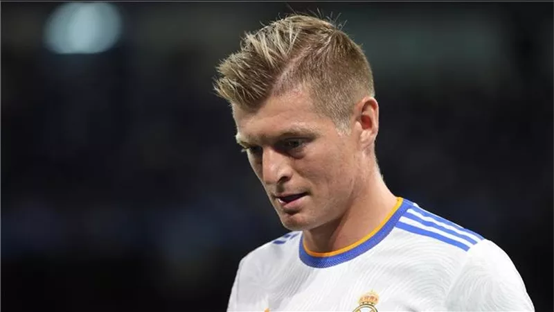 توني كروس يحسم قراره النهائي بشأن تجديد عقده مع ريال مدريد