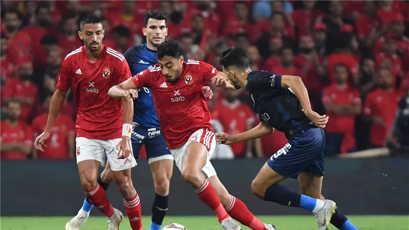السوبر المصري.. الزمالك يتمسك بطاقم تحكيم أجنبي أمام الأهلي