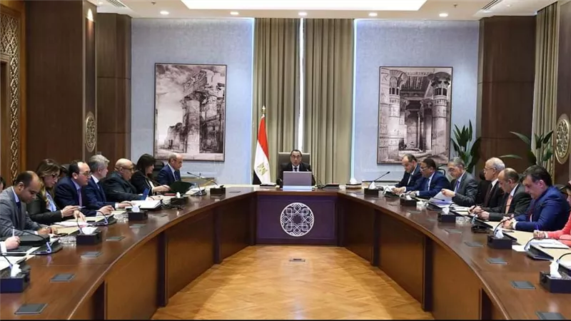 وزير الخارجية يناقش مع رئيس مفوضية الإتحاد الأفريقي التطورات في السودان