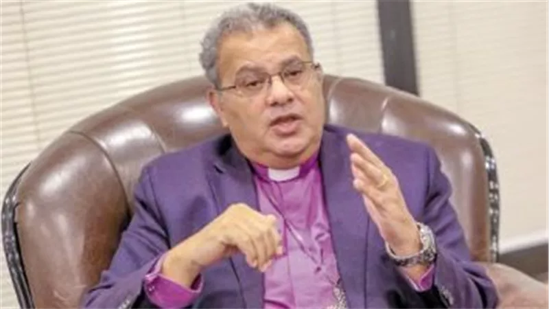 رئيس الطائفة الإنجيلية يهنئ جموع الشعب المصرى بعيد الفطر المبارك