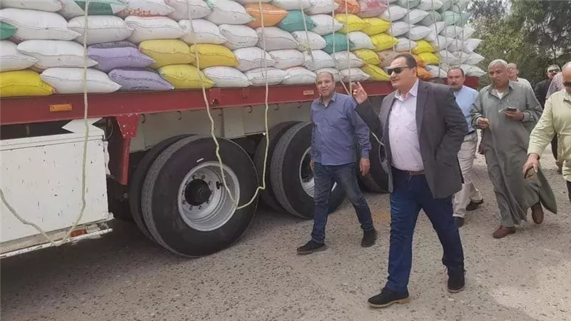 وزير الزراعة يتابع حصاد وتوريد القمح ويشيد بالفلاحين والعاملين في الإدارات المعنية
