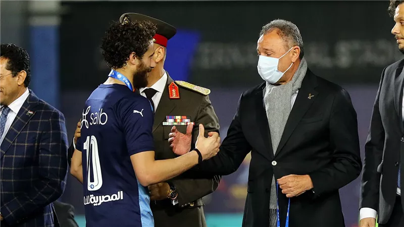تفاصيل.. اقتراب رمضان صبحي وثنائي الأهلي من الدوري السعودي