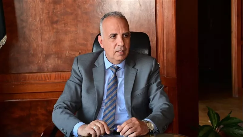 الدكتور سويلم يتابع منظومة الشكاوى وخدمة المواطنين بوزارة الموارد المائية والرى