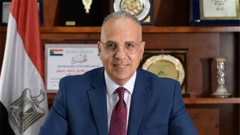 سويلم يتابع ضوابط إستخدام المياه الجوفية ومنظومة المراقبة والتحكم في الآبار الجوفية