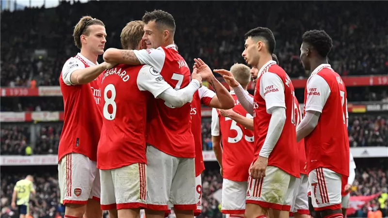 قمة الدوري الإنجليزي.. ثلاثي هجومي يقود تشكيل أرسنال لمباراة مانشستر سيتي