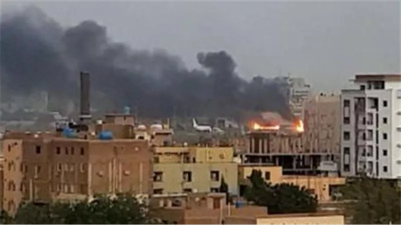 الخارجية اليمنية: تسيير 23 رحلة برية لإجلاء 1200 مواطنا من السودان
