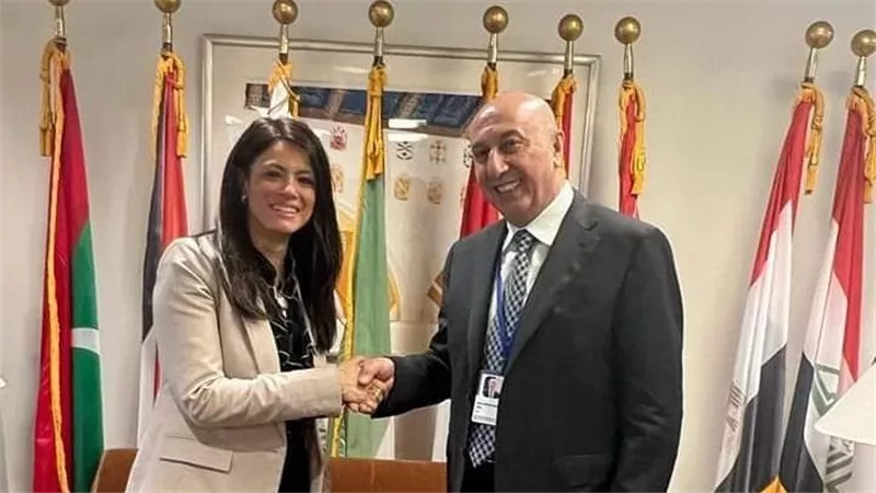 وزيرة التعاون الدولي تلتقي وزير البيئة العراقي لبحث تعزيز التعاون المشترك