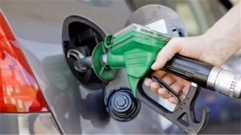 الحكومة الأردنية تقرر رفع أسعار البنزين وتخفيض سعر السولار