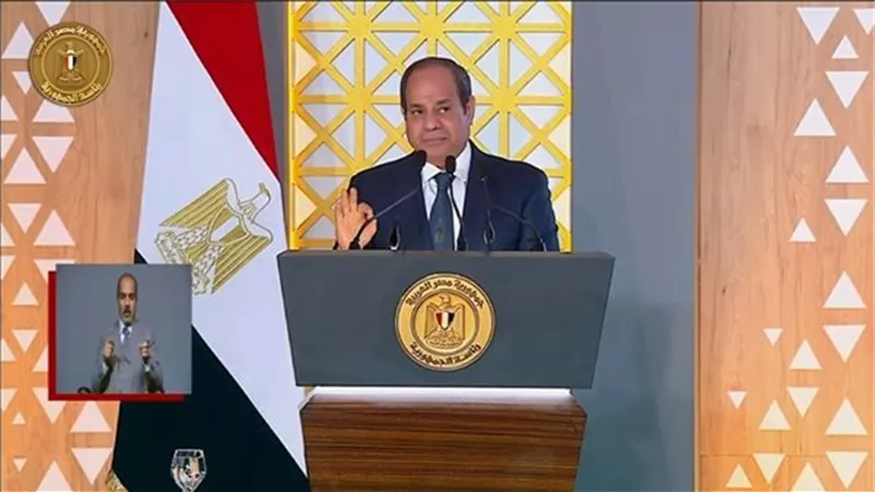 نص كلمة الرئيس السيسى فى الاحتفال بعيد العمال