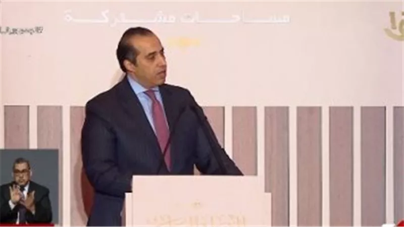 المستشار محمود فوزى يستعرض الإطار الزمنى للحوار الوطنى