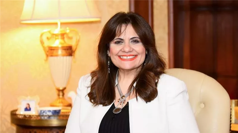 عقب وصولهم آمنين لأرض الوطن.. وزيرة الهجرة تتلقى رسائل شكر وتقدير من الطلاب المصريين بالسودان