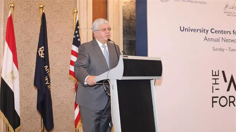 وزير التعليم العالي والبحث العلمي يفتتح فعاليات المُلتقى السنوي الرابع للمراكز الجامعية للتطوير المهني