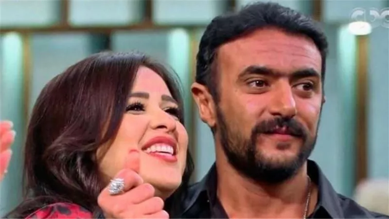 ياسمين عبد العزيز تسخر من أحمد العوضي.. والفنان يرد: بتتنمري