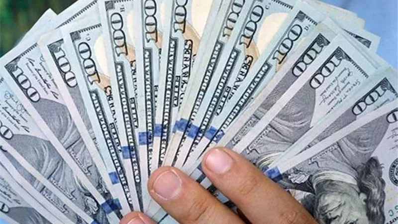 أسعار الذهب والدولار اليوم الإثنين 8 مايو 2023