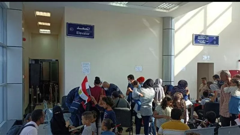وزير الصحة: تقديم الخدمات الطبية لـ 581 قادماً من دولة السودان عبر ميناء سفاجا البحري  