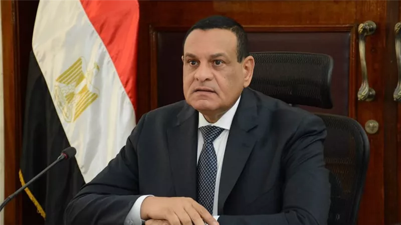 وزير التنمية المحلية يتلقى تقريراً عن جهود أعمال الموجة الـ 21 لإزالة التعديات علي أملاك وأراضي الدولة