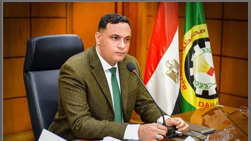 محافظ الدقهلية يحيل 86 محضرا بمخالفات تموينية للنيابة العامة