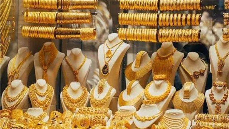 أسعار الذهب والدولار اليوم الثلاثاء.. عيار 21 يسجل 2540 جنيه