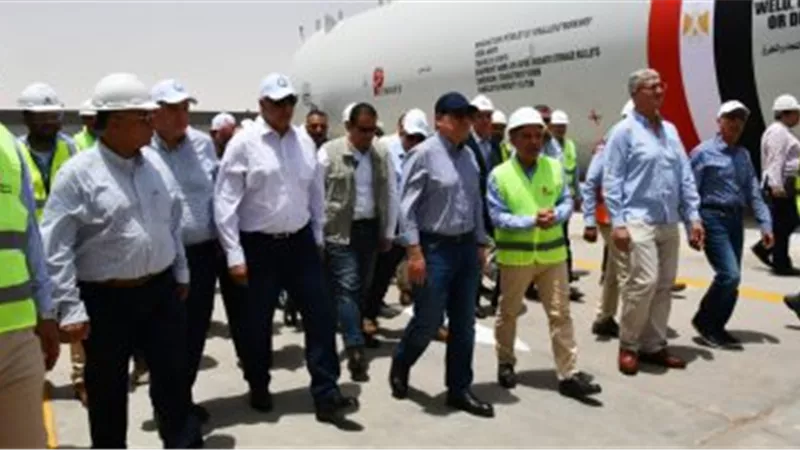 وزير البترول: رفع نسبة المكون المحلى بمجمع السولار الجديد بأسيوط