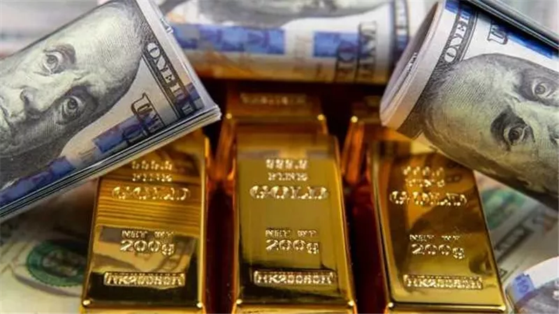 أسعار الذهب والدولار اليوم الأربعاء.. ارتفاع صادم في الصاغة