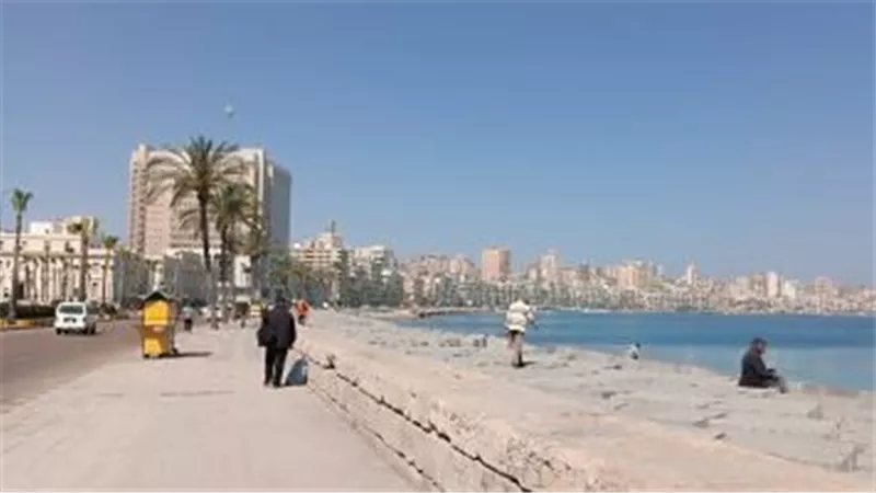 طقس الغد حار نهارا معتدل ليلا والعظمى بالقاهرة 32 درجة