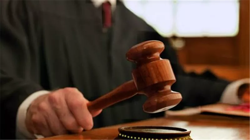 بتهمة التعدي على طفلة جنسياً.. السجن 6 سنوات لعامل بالغربية