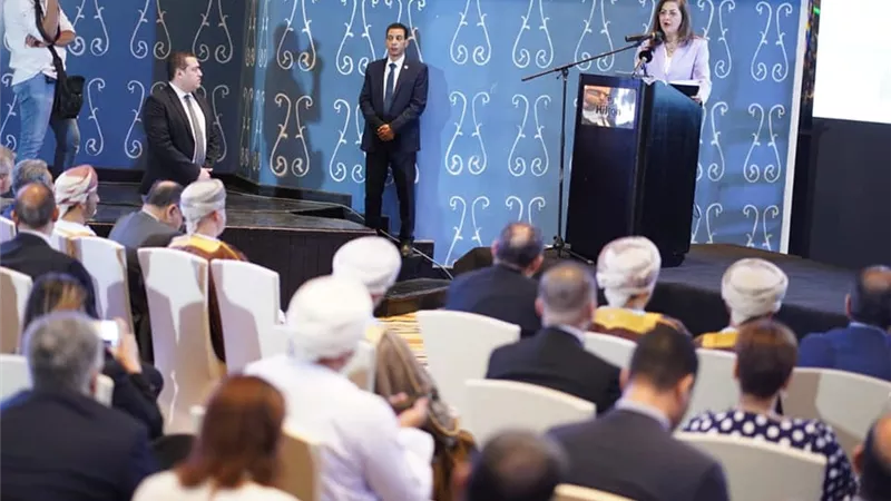وزيرة التخطيط تستعرض مناخ وفرص الاستثمار في مصر خلال مشاركتها في ملتقى رجال الأعمال المصري العماني