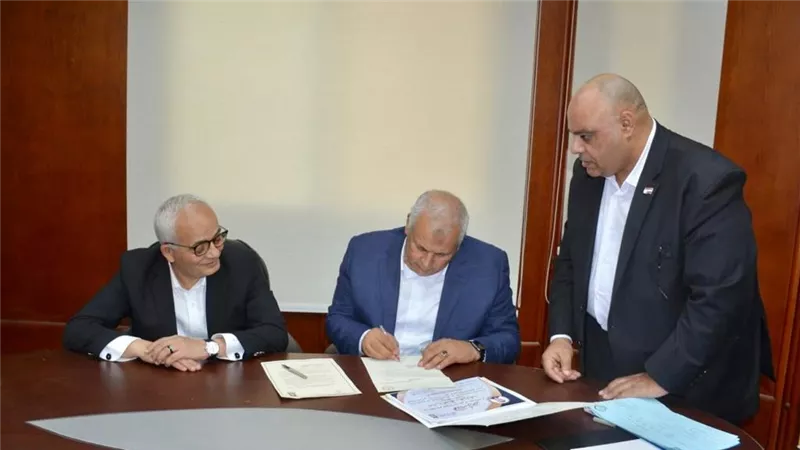 وزير التربية والتعليم يشهد اعتماد محافظ الوادي الجديد نتيجة الدور الأول للشهادة الإعدادية